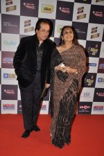 at Radio Mirchi music awards red carpet in Mumbai on 7th Feb 2013 (52).JPG
